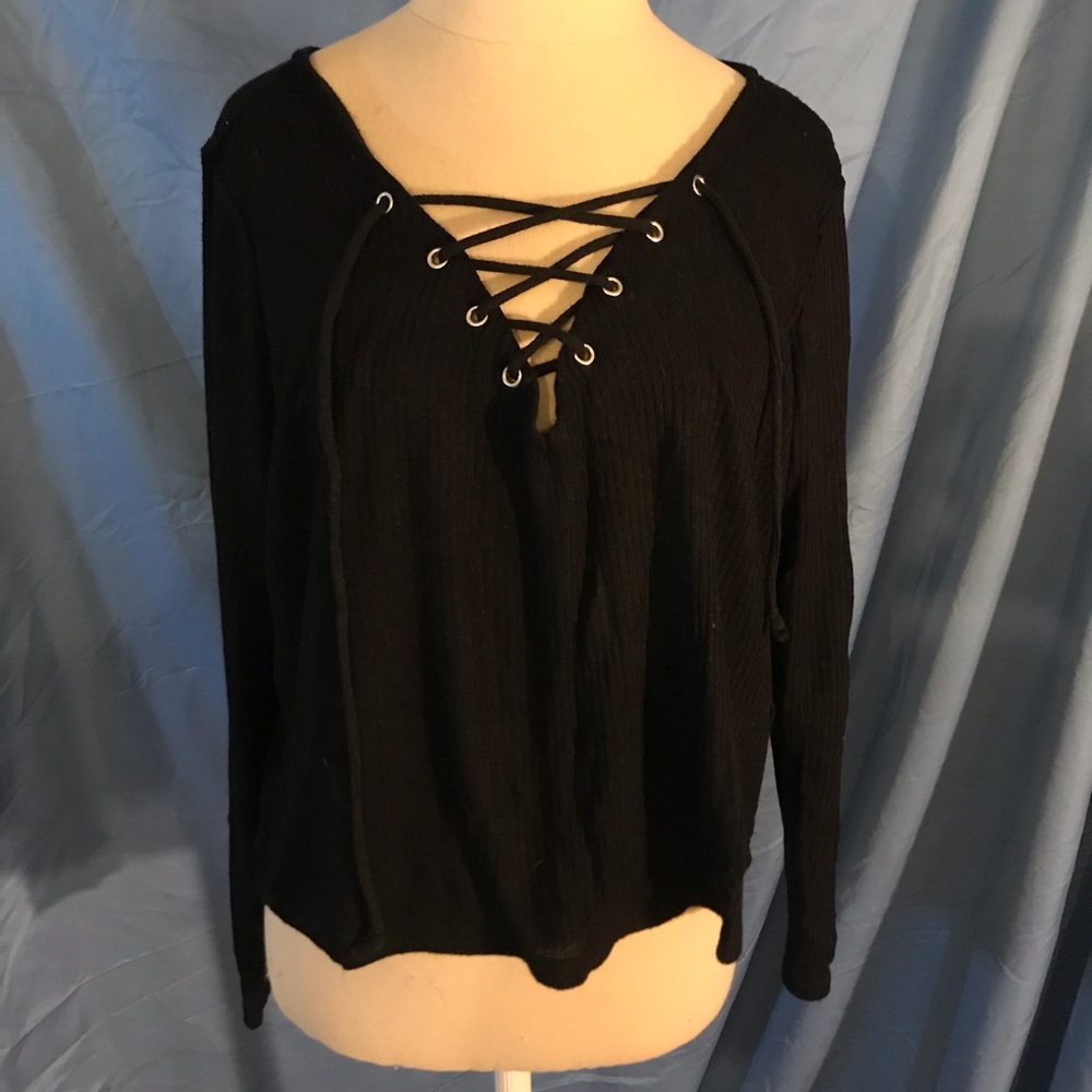 H&M Lace Crop Top